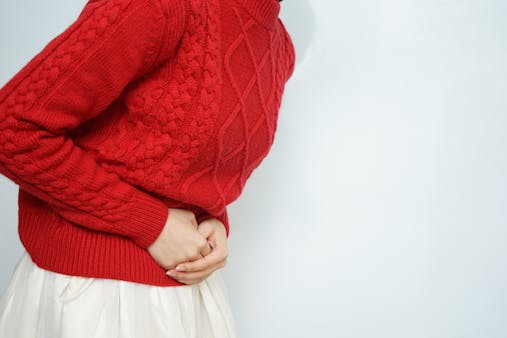 排卵で腰に痛みが出る？その理由と病気が疑われるケースとは