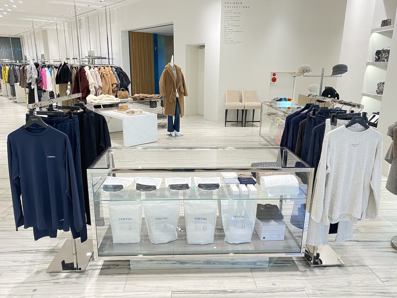 バーニーズ ニューヨーク六本木店画像