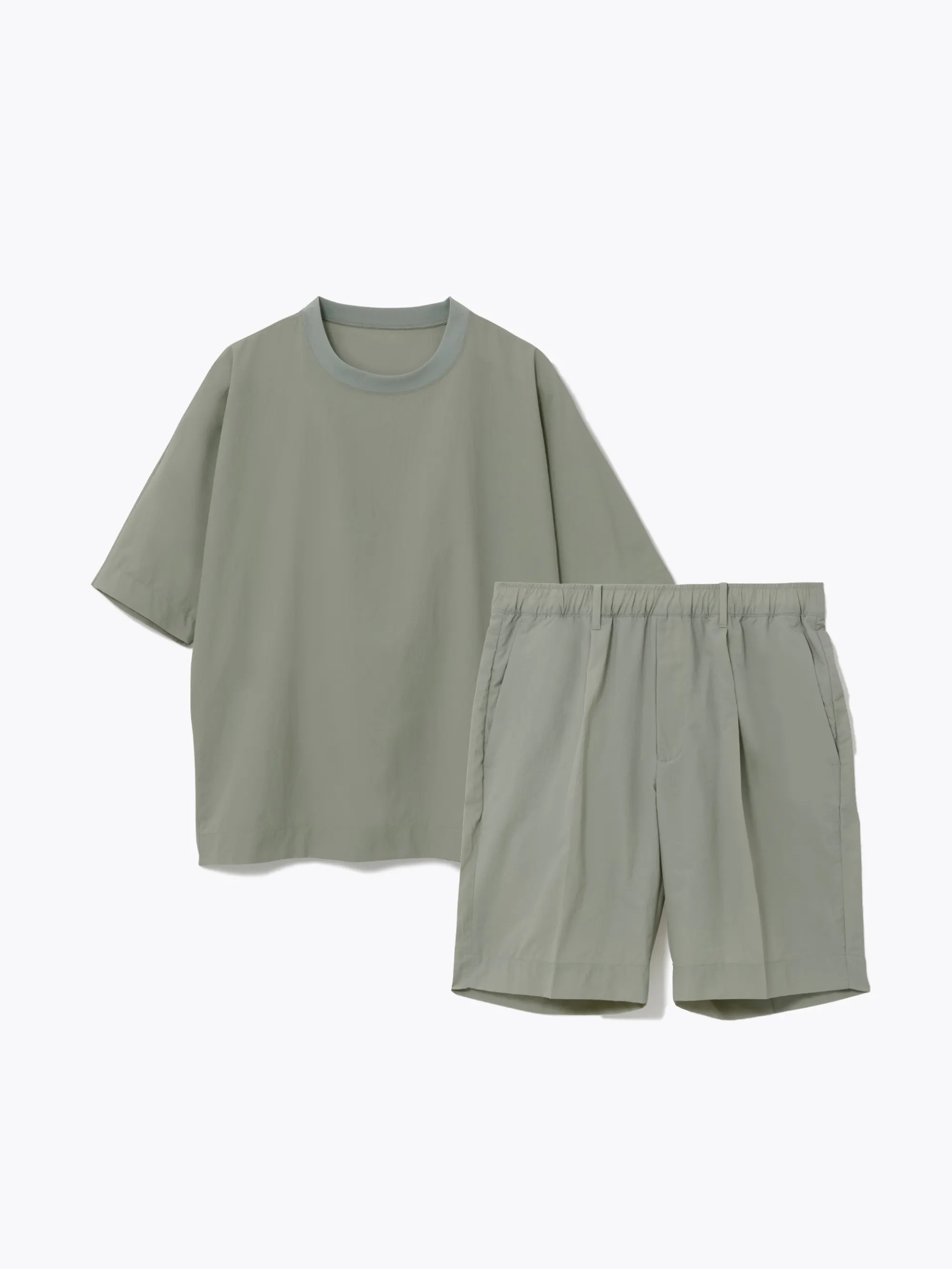 【エアテック】半袖クルーネックTシャツ / 上下セット（半袖Tシャツ・ハーフパンツ）