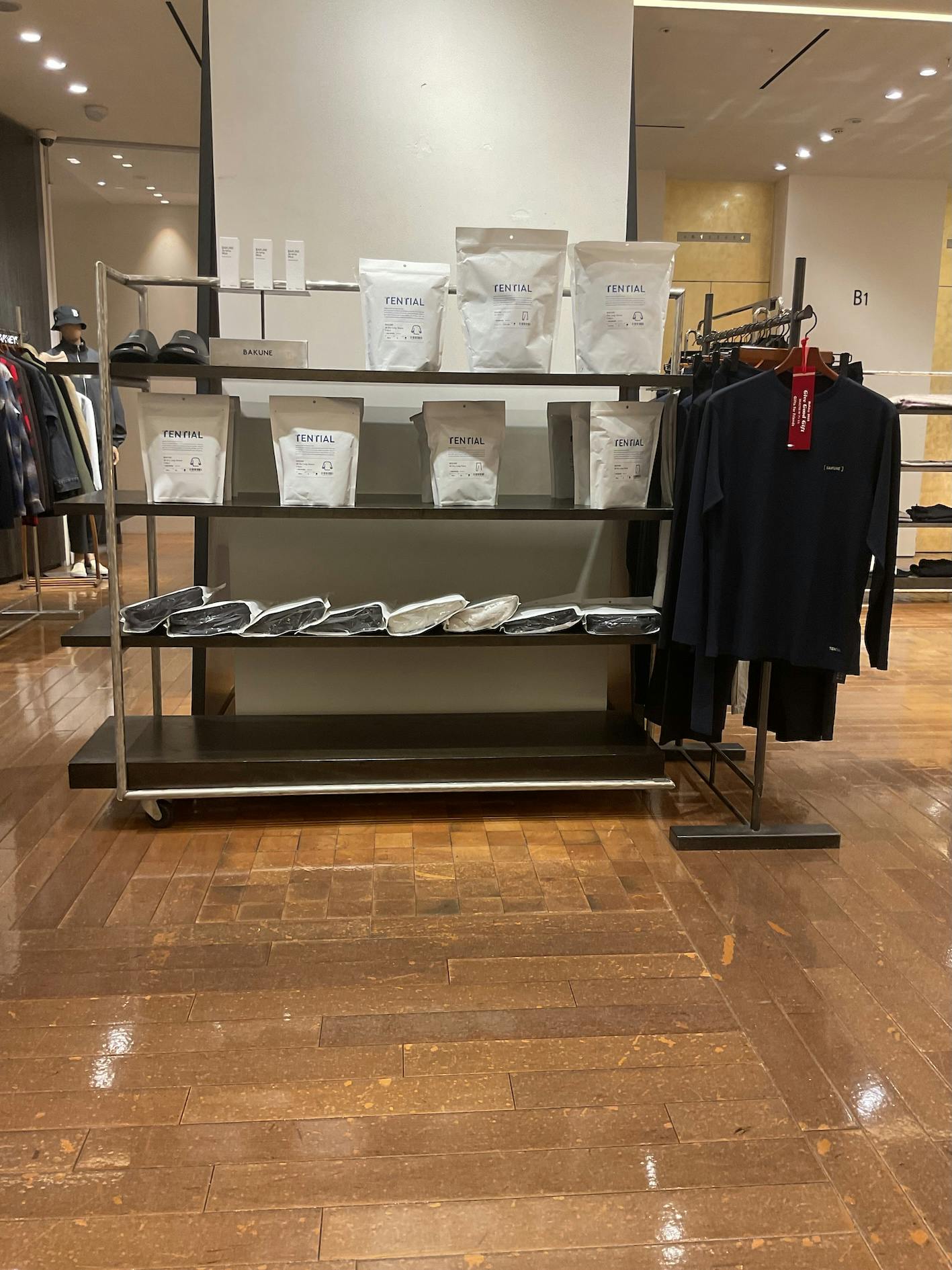 バーニーズ ニューヨーク銀座本店画像